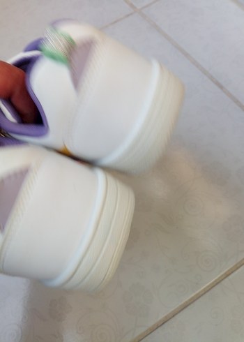 Kinetix Beyaz Kız Çocuk Spor Ayakkabısı - Görsel 7