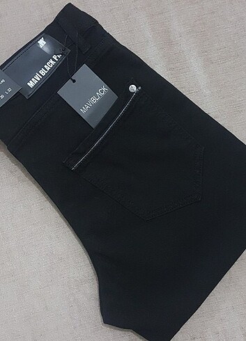 Mavi Black 