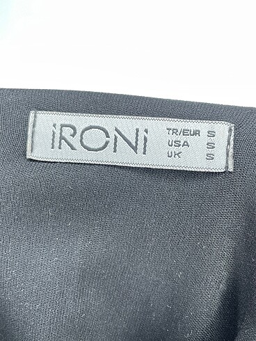 s Beden siyah Renk PreLoved Kısa Elbise %70 İndirimli.