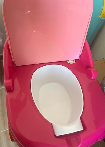 Pembe Renkli Oyuncak Araba