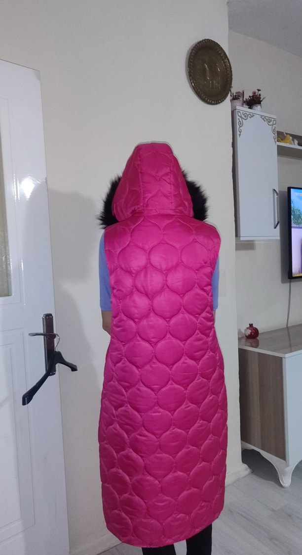 Pembe Uzun Kürklü Kadın Yelek - Görsel 4