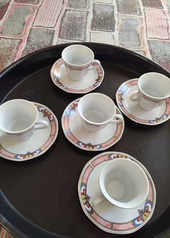 Pastel Desenli Beyaz Porselen Fincan Takımı - Görsel 3