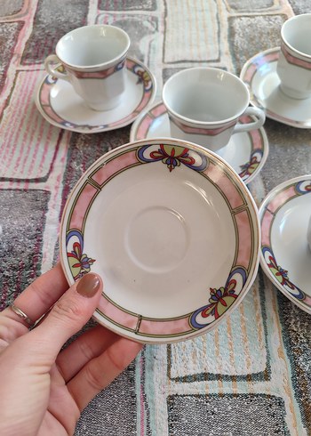 Pastel Desenli Beyaz Porselen Fincan Takımı - Görsel 5