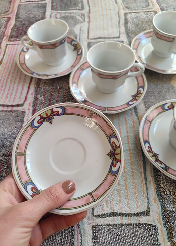 Pastel Desenli Beyaz Porselen Fincan Takımı - Görsel 2