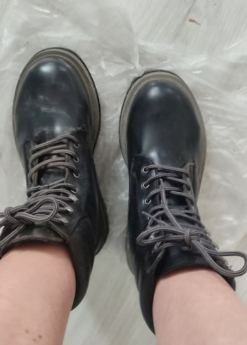 Siyah Gri Platform Topuklu Bağcıklı erkek Bot - Görsel 3