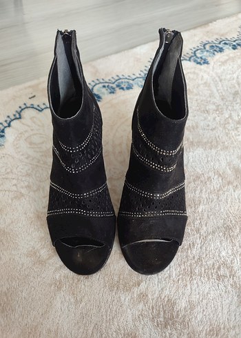 Siyah Yılan Desenli Payetli Stiletto Topuklu Ayakkabı - Görsel 2