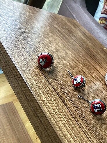  Beden Yüzük ve küpe takım