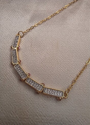 Diğer Kadin çelik kolye gold taşlı