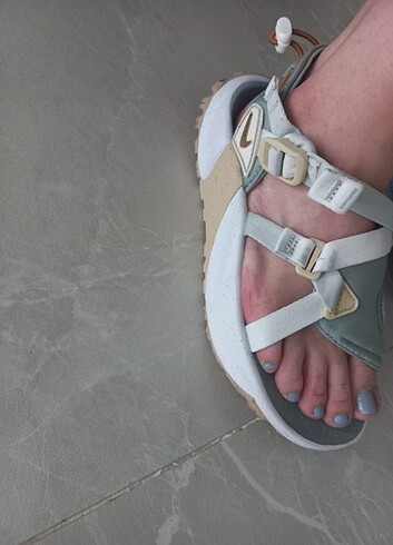 Nike kadin sandalet