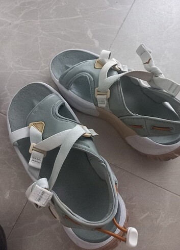 36 Beden Nike kadin sandalet