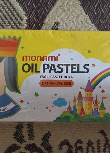 12 renkli pastel boya 