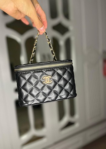 Chanel Zincir Detaylı Beyaz Deri Kadın Çanta