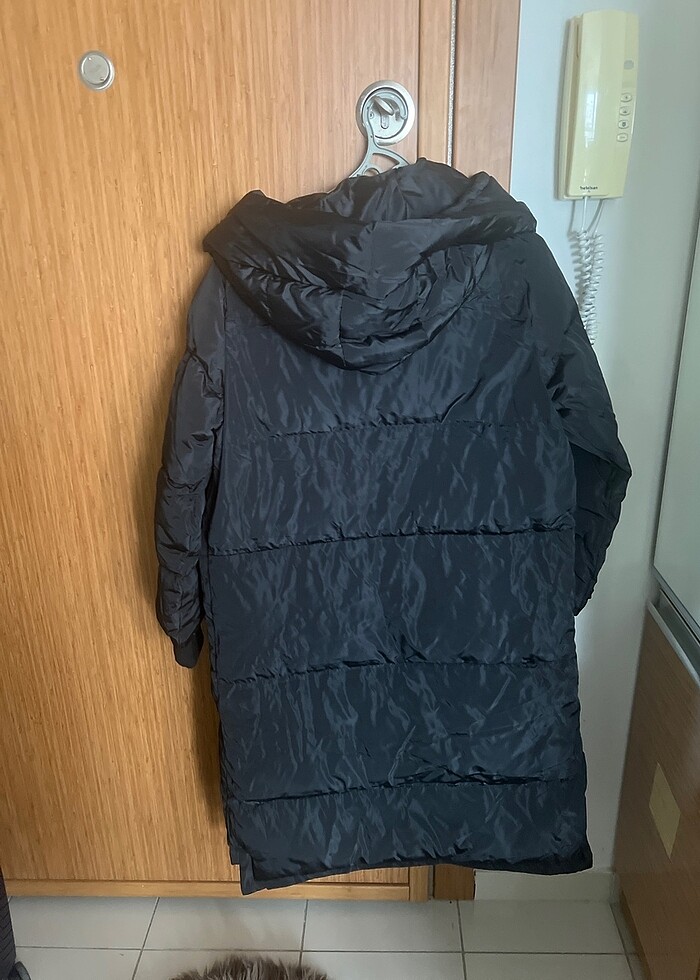 Uzun Şişme Mont - Görsel 2