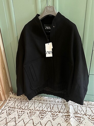 Zara Bomber