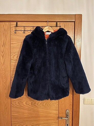 Astarlı /kapüşonlu peluş kaban