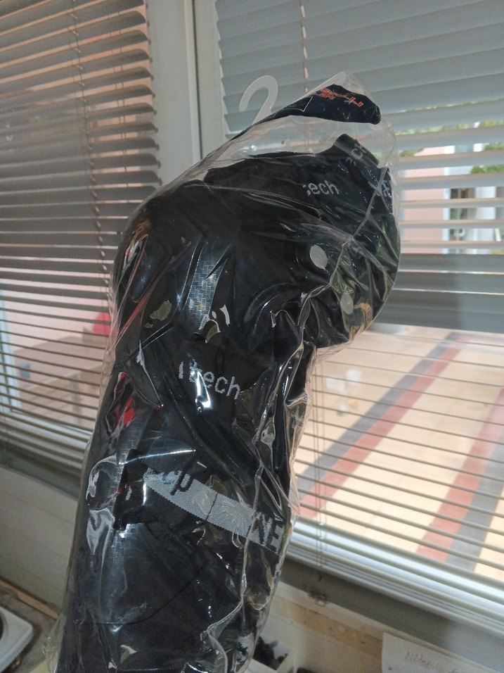 Siyah Motosiklet Diz Koruyucuları - Görsel 3