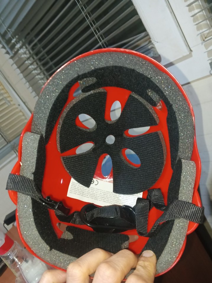 Parlak Kırmızı Avant-Garde Motosiklet Kaskı - Görsel 3