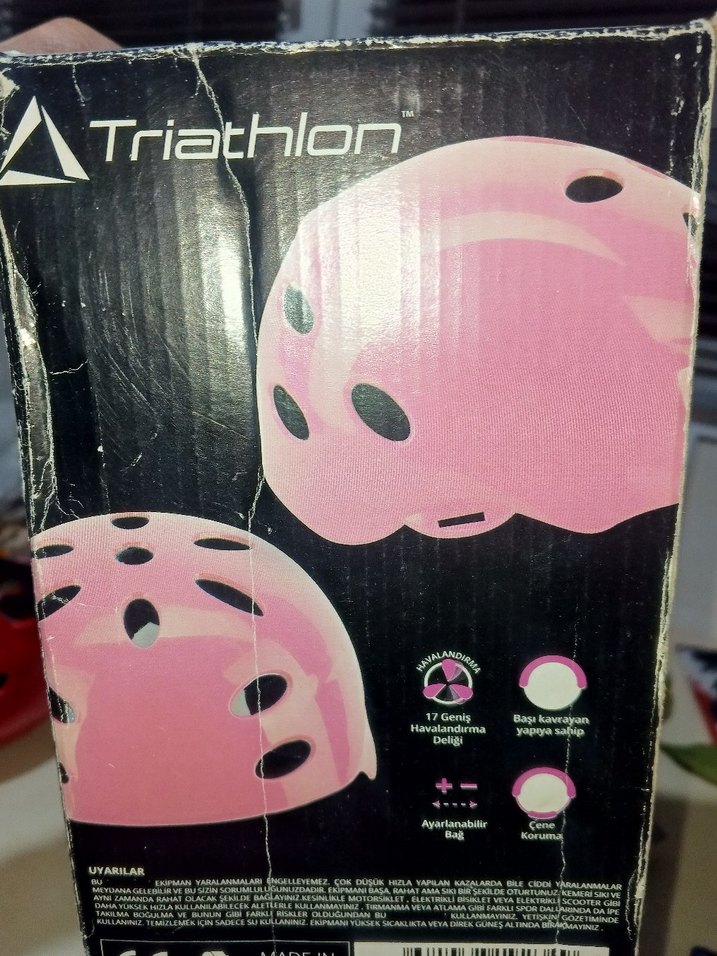 Parlak Kırmızı Avant-Garde Motosiklet Kaskı - Görsel 2