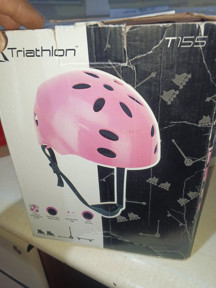 Parlak Kırmızı Avant-Garde Motosiklet Kaskı - Görsel 5