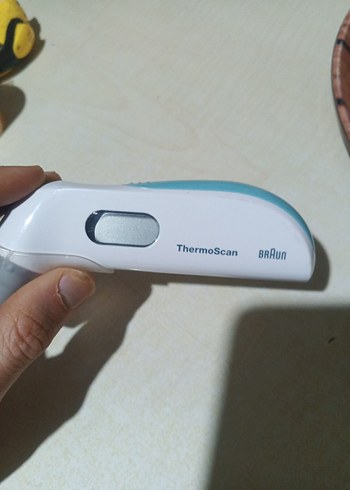 Braun ThermoScan 3 IRT 3020 Kulaktan Ateş Ölçer - Görsel 2