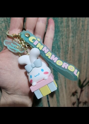 Hello Kitty Cinnamoroll Anahtarlık - Büyük Boy Lüx