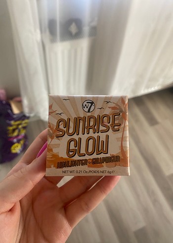 W7 Sunrise Glow Aydınlatıcı