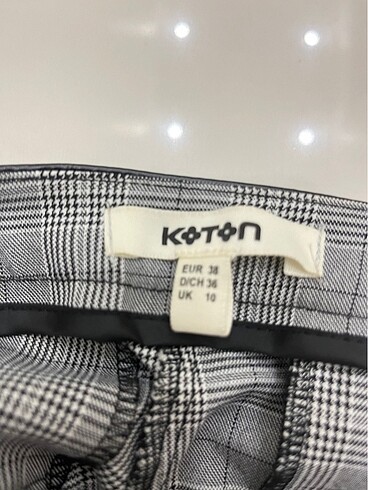 Koton KOTON Kumaş havuç pantolon .