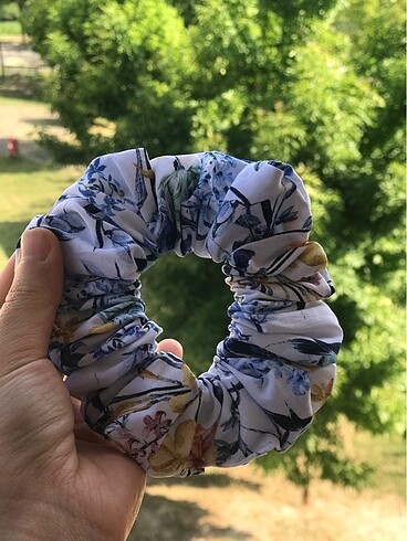 Zara Scrunchie