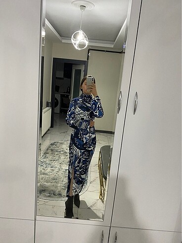 xs Beden Desenli yırtmaçlı elbise