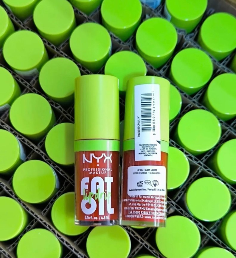 NYX Canlı Renkli Lip Gloss - Görsel 3