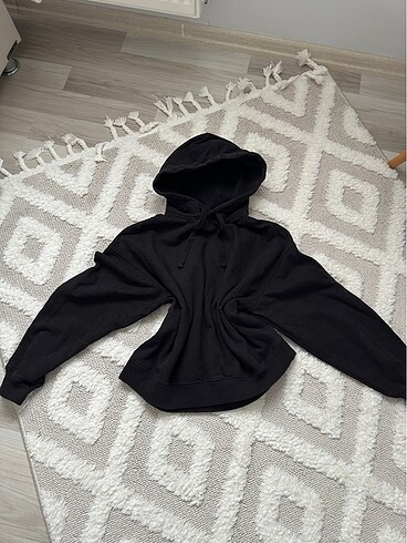 H&M siyah sweatshirt