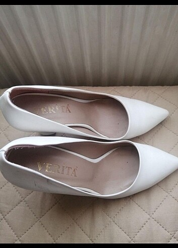 39 Beden beyaz Renk Verita kalın topuklu ayakkabı 