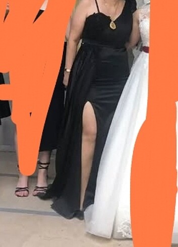 Kadın abiye elbisesi 