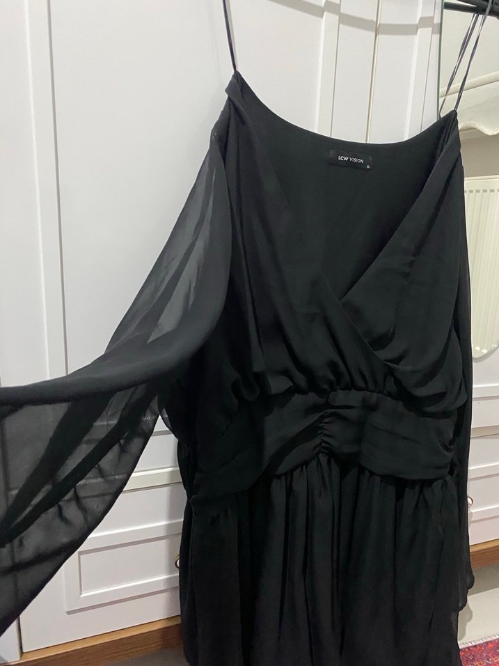 Siyah V Yaka  Midi Gotik Elbise - Görsel 4