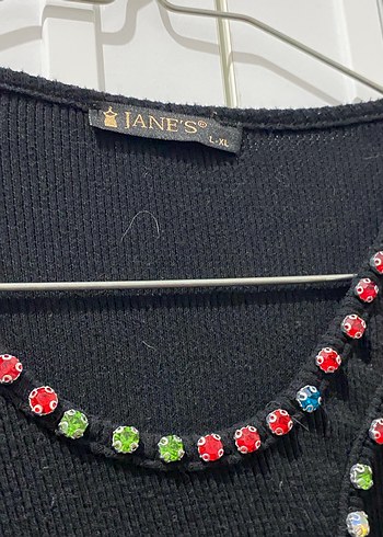 Boncuk Detaylı Siyah Triko Kadın Bluz - Görsel 3