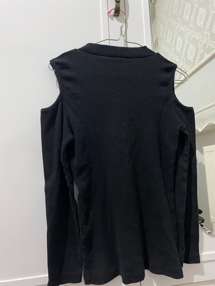 Boncuk Detaylı Siyah Triko Kadın Bluz - Görsel 4