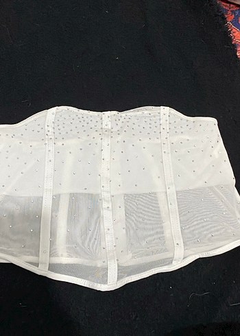 Dantel Detaylı Beyaz Straplez Mini Büstiyer - Görsel 3