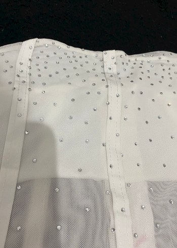 Dantel Detaylı Beyaz Straplez Mini Büstiyer - Görsel 4