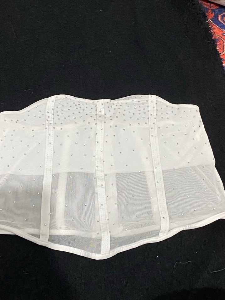 Dantel Detaylı Beyaz Straplez Mini Büstiyer - Görsel 3