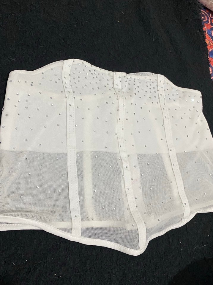 Dantel Detaylı Beyaz Straplez Mini Büstiyer - Görsel 2