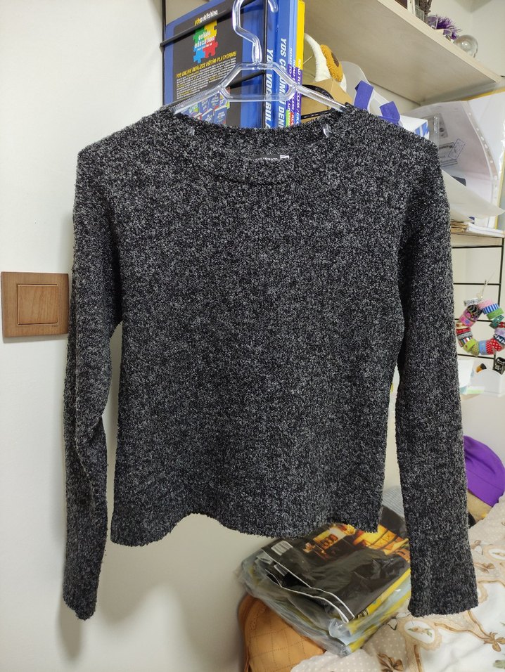 Gri Kadın Triko Uzun Kollu Kazak - Görsel 2