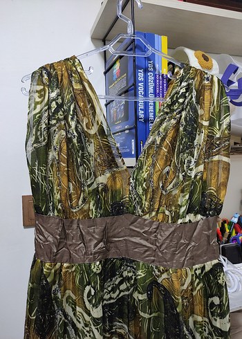 Kahverengi V Yakalı Kemerli Uzun Bohem Elbise - Görsel 6