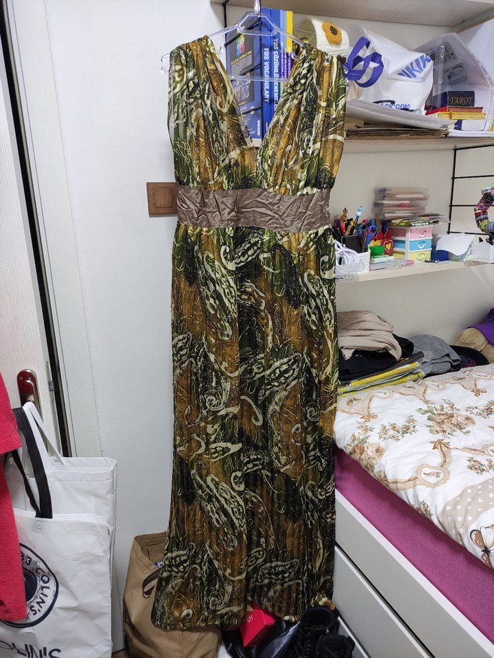 Kahverengi V Yakalı Kemerli Uzun Bohem Elbise - Görsel 5