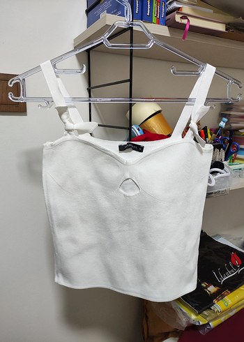 Bej Minimalist Crop Top - Görsel 2