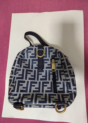 Fendi Marka Küçük El/Sırt Çantası - Görsel 5