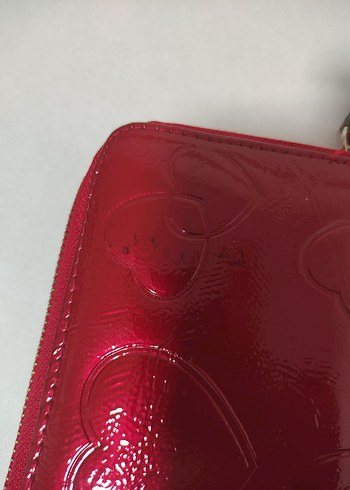 Parlak Kırmızı Kalp Nakışlı Kalp Charmlı Kadın Cüzdanı - Görsel 5