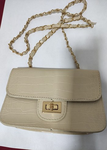 Bej Zincir Detaylı Kadın Deri Çanta - Görsel 2