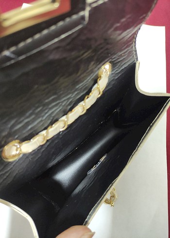 Bej Zincir Detaylı Kadın Deri Çanta - Görsel 7