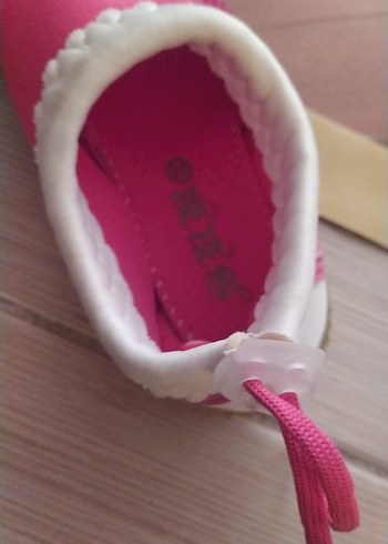 34 Beden pembe Renk Pembe Kız Çocuk Deniz Ayakkabısı
