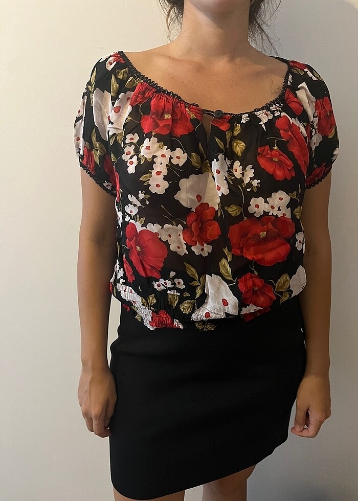 Çiçekli bluz - Görsel 4